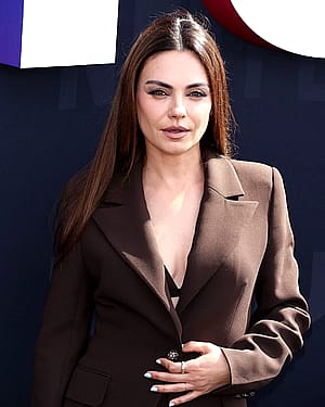 Mila Kunis, 41'