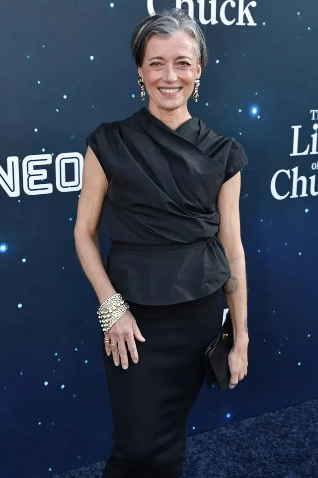 Mia Sara, 57 picture 1 of 3