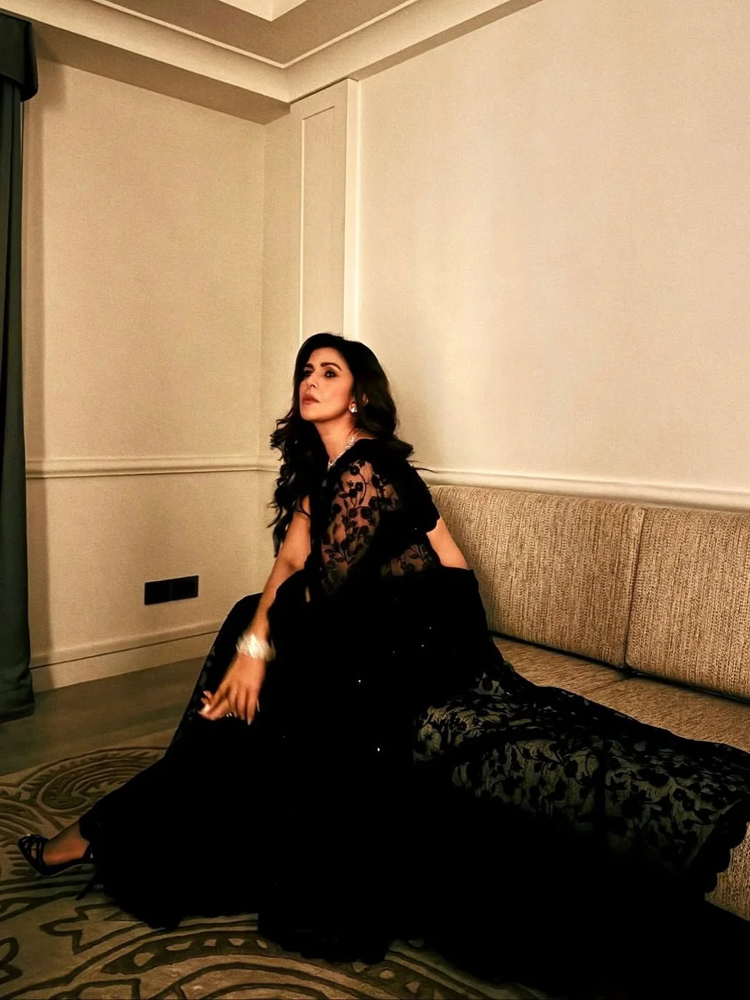 NImrat Kaur, 43 picture 5 of 10