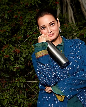Dia Mirza, 43'