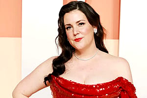 Melanie Lynskey, 48'