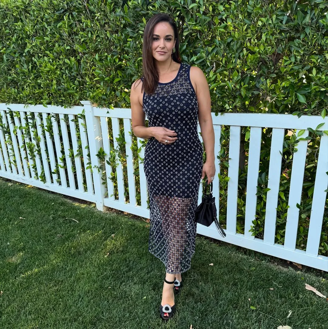 Melissa Fumero, 42 picture 1 of 1