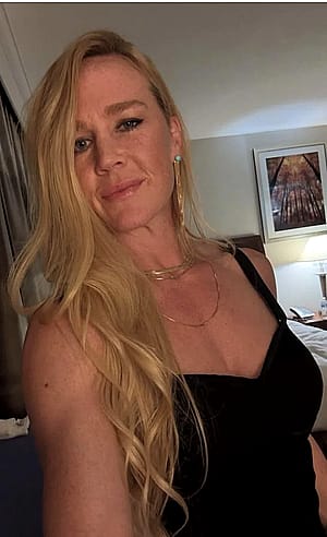Holly Holm, 43'