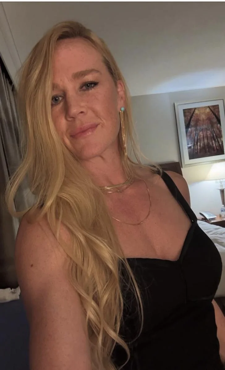 Holly Holm, 43 picture 1 of 1