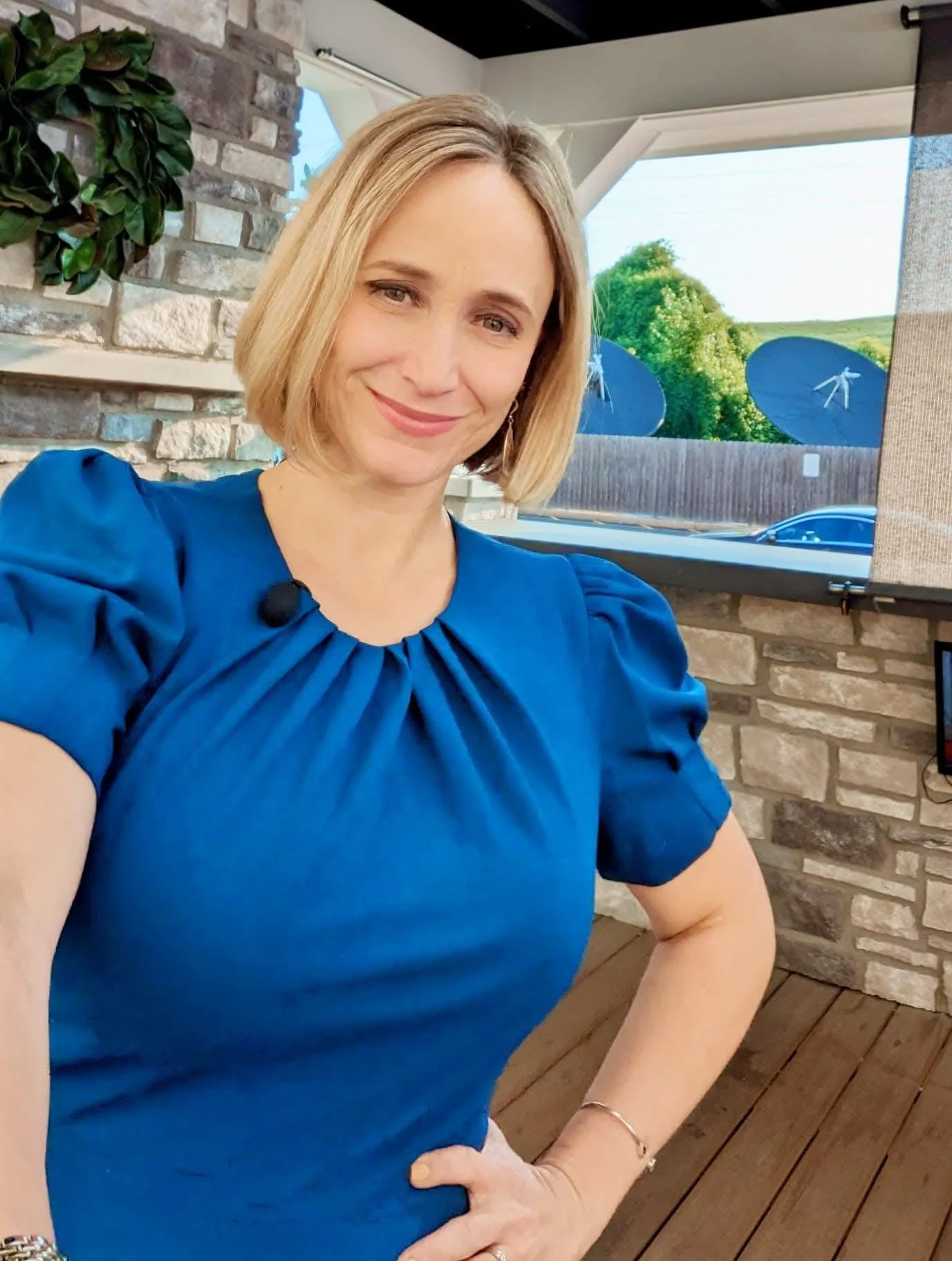 Angela Hutti, 43 picture 1 of 7