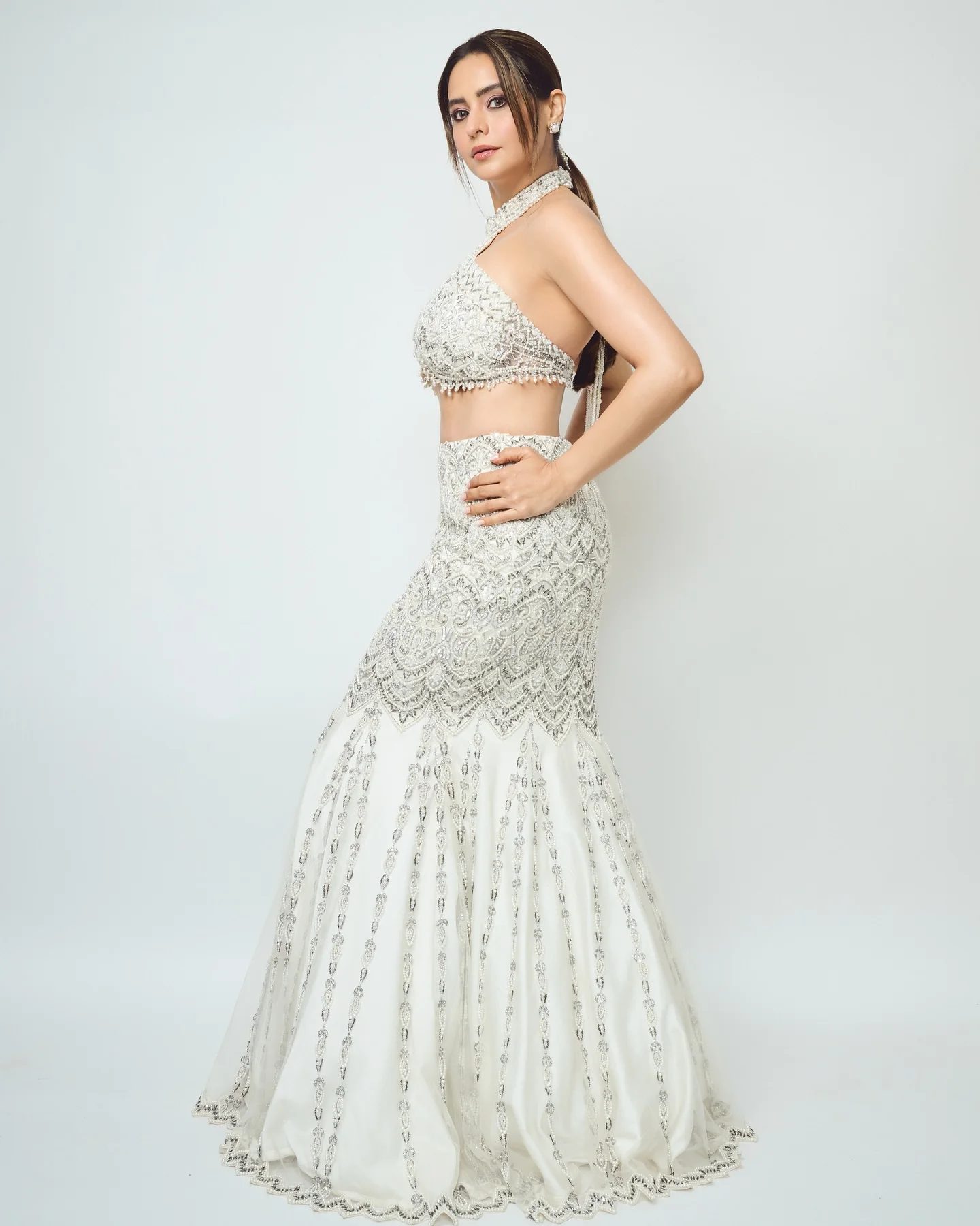 Aamna Sharif, 42 picture 3 of 8