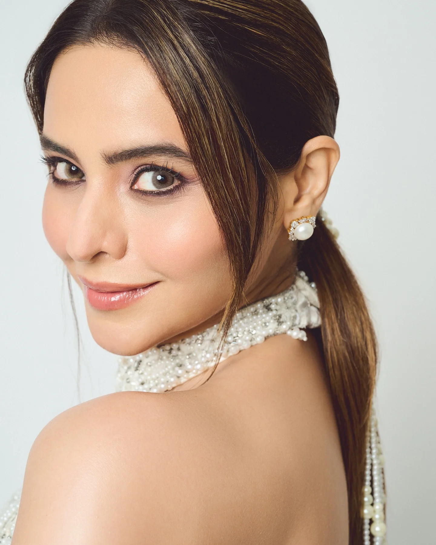 Aamna Sharif, 42 picture 7 of 8