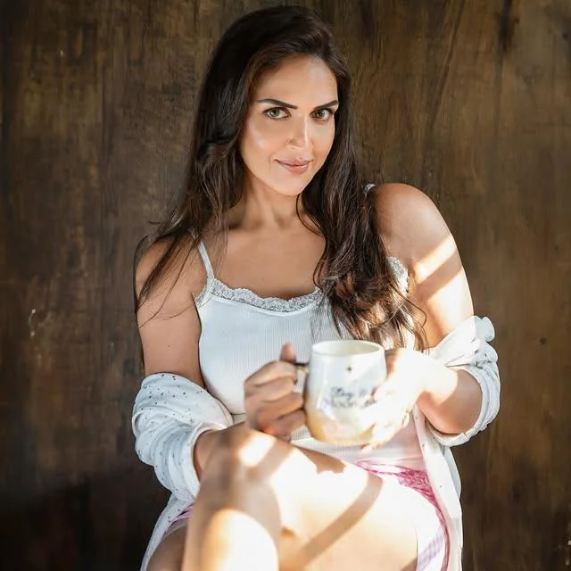 Esha Deol, 43 picture 1 of 1