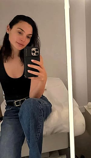 Gal Gadot, 40'