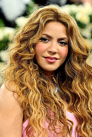 Shakira, 48'
