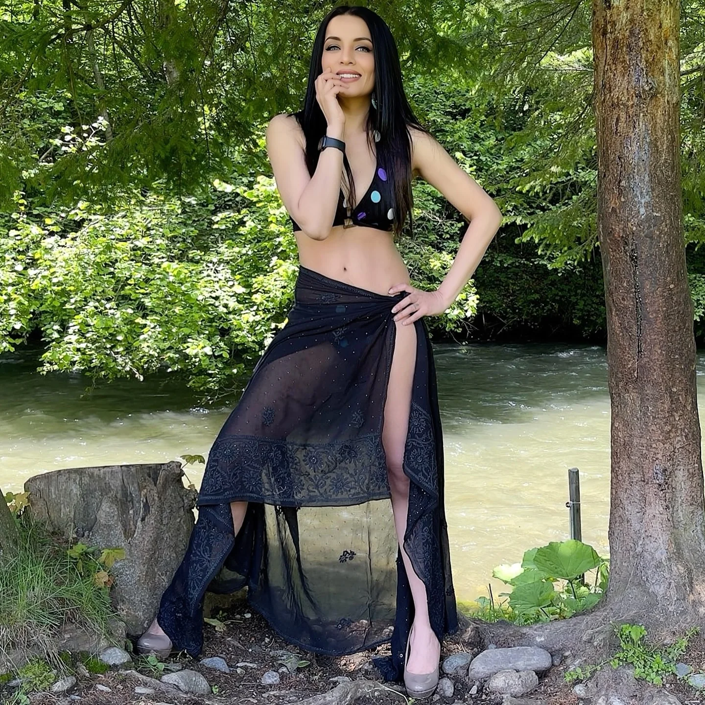 Celina Jaitley, 43 picture 4 of 6