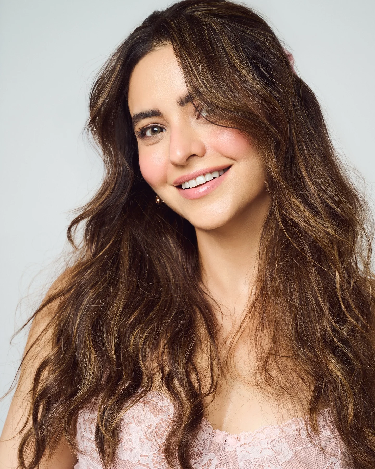 Aamna Sharif, 42 picture 3 of 6