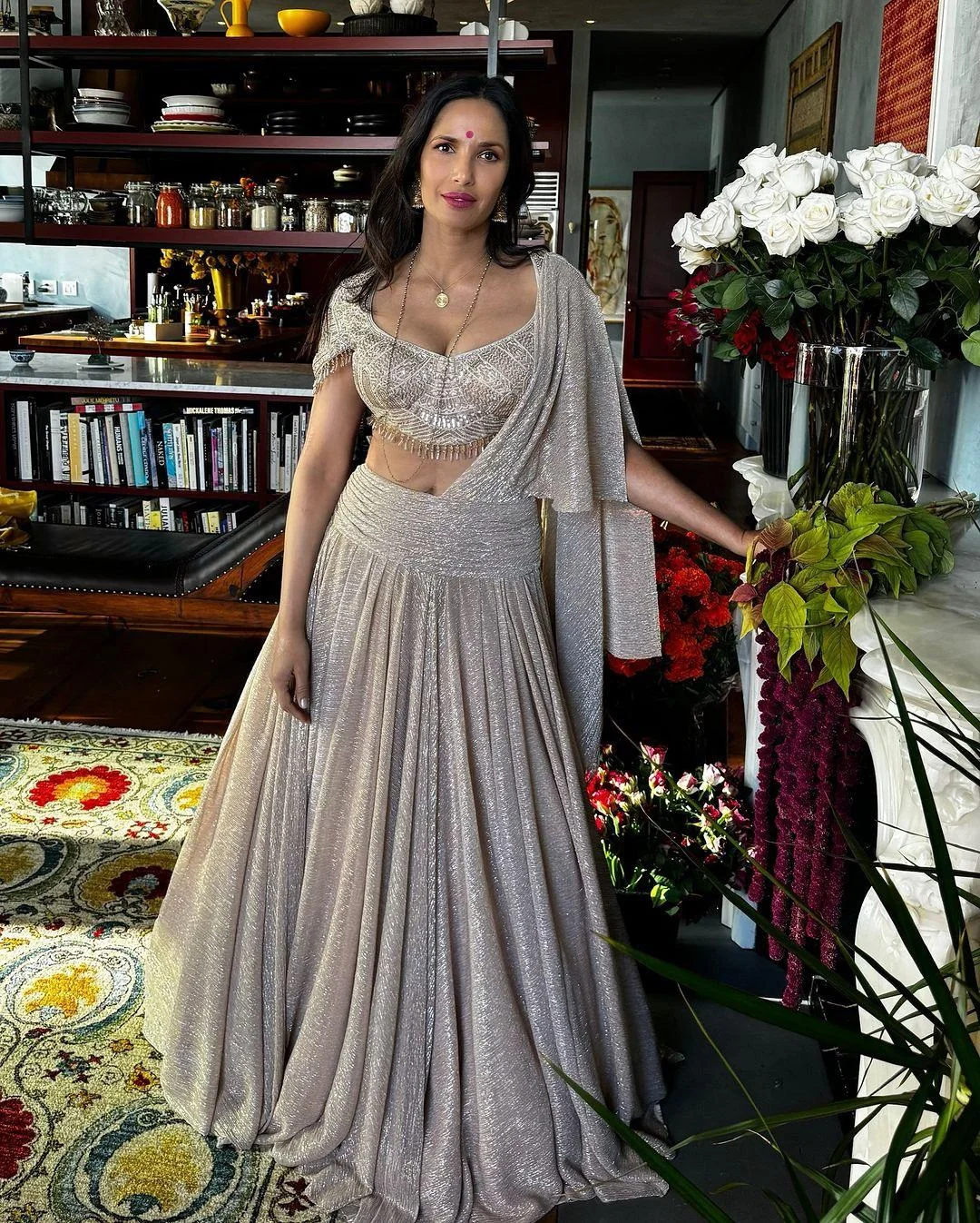 Padma Lakshmi, 54 picture 2 of 2