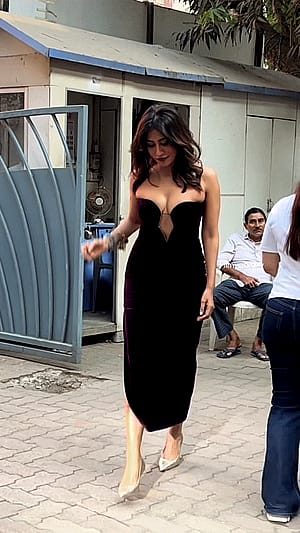 Chitrangda Singh, 48'