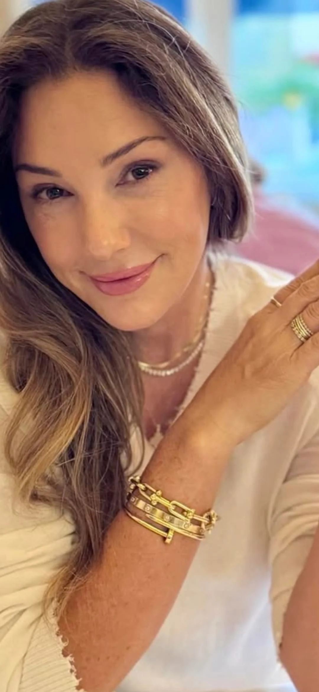 Daisy Fuentes, 58 picture 2 of 2