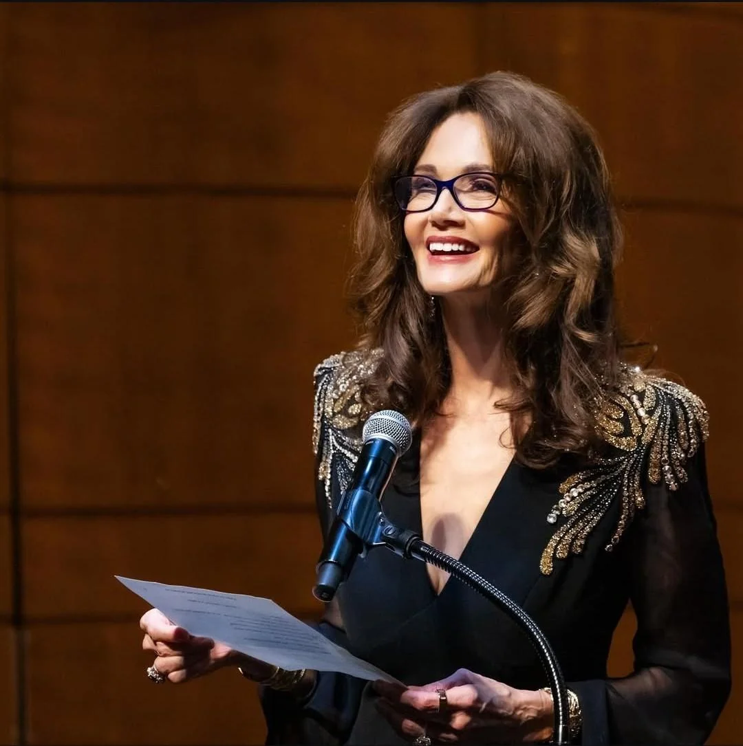 Lynda Carter, 73 picture 1 of 2