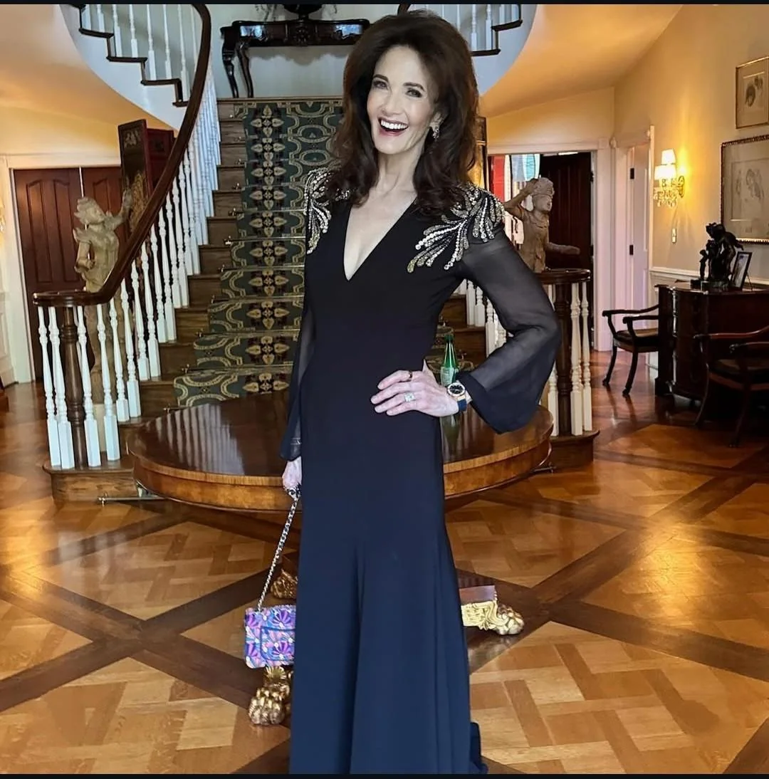 Lynda Carter, 73 picture 2 of 2