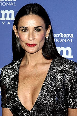 Demi Moore, 52'