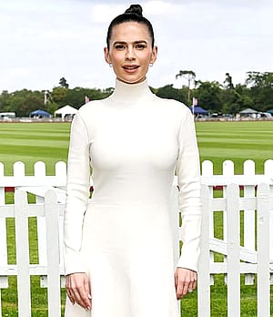 Hayley Atwell, 43'