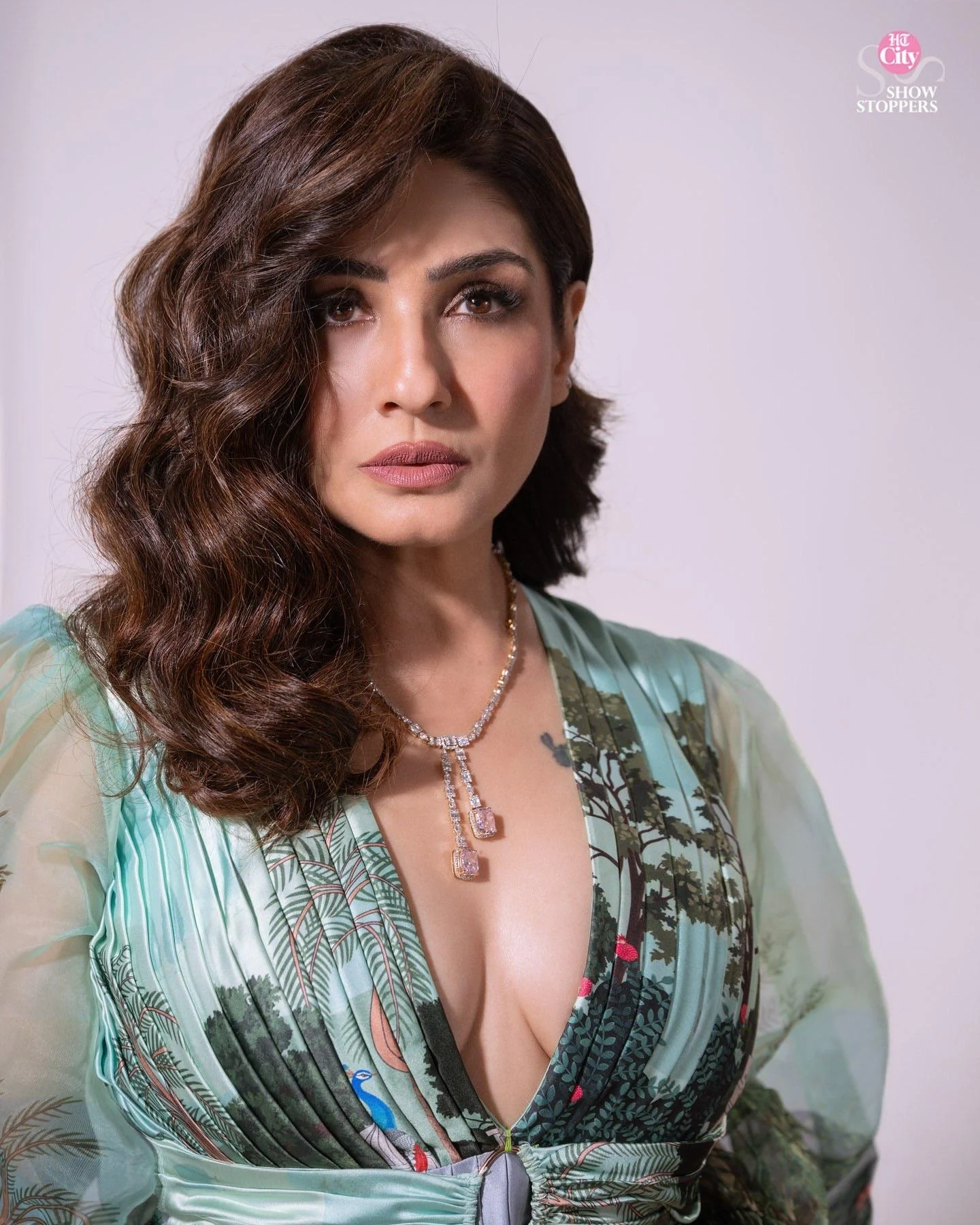 Raveena Tandon, 52 picture 5 of 5