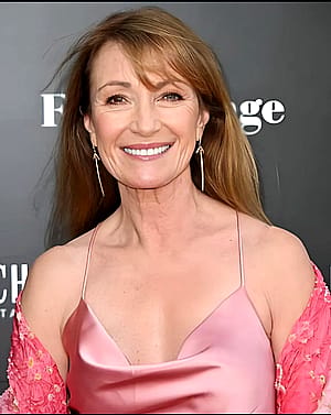 Jane Seymour, 74'