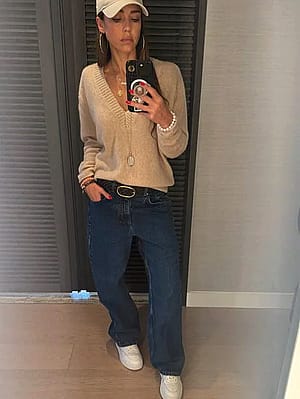 Jessica Alba, 44'