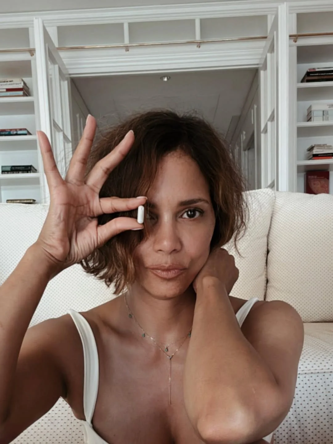 Halle Berry, 58 picture 1 of 1