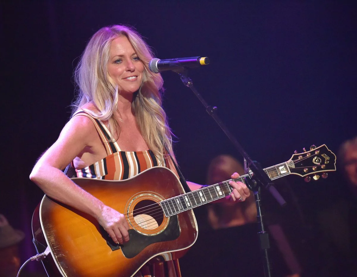 Deana Carter, 52 picture 4 of 6