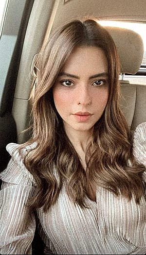Aamna Sharif, 42'