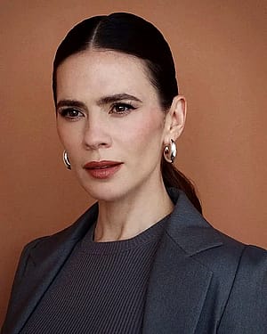 Hayley Atwell, 43'