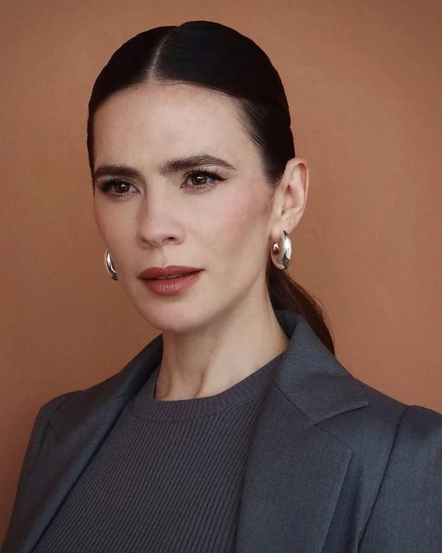 Hayley Atwell, 43 picture 1 of 5