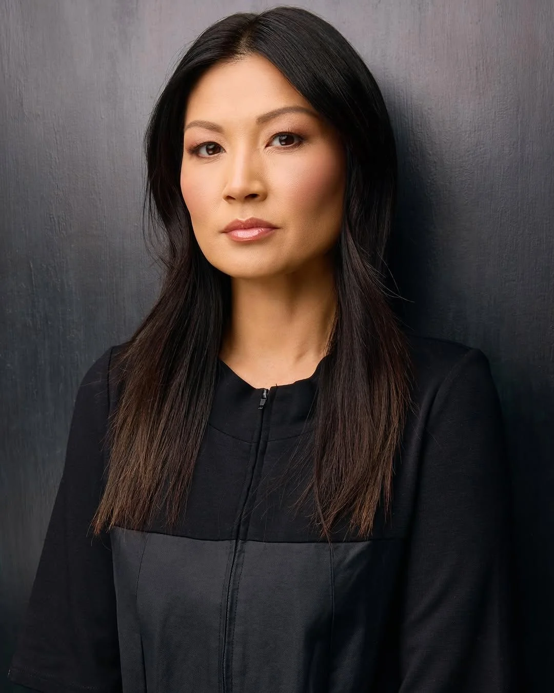 Michelle Krusiec, 50 picture 1 of 1