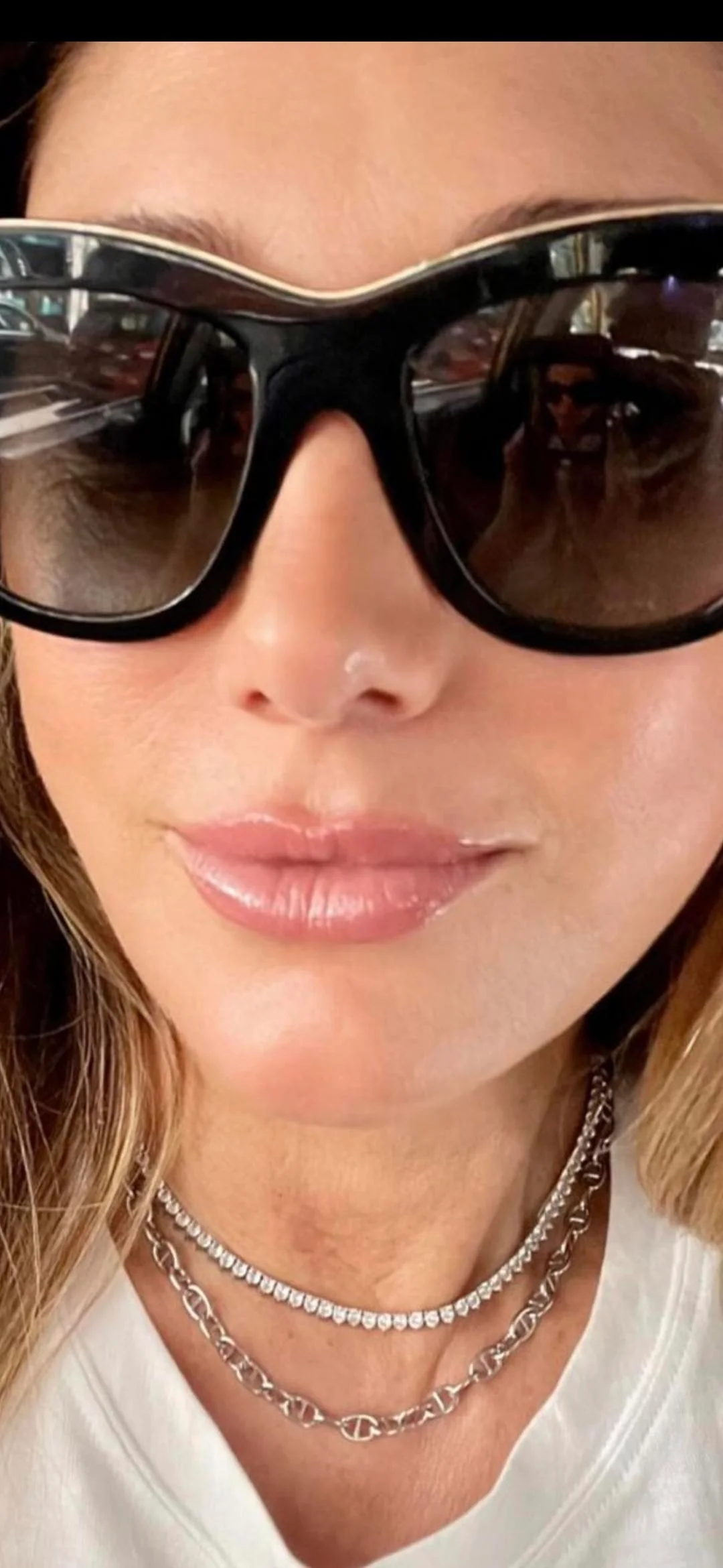 Daisy Fuentes, 57 picture 2 of 2