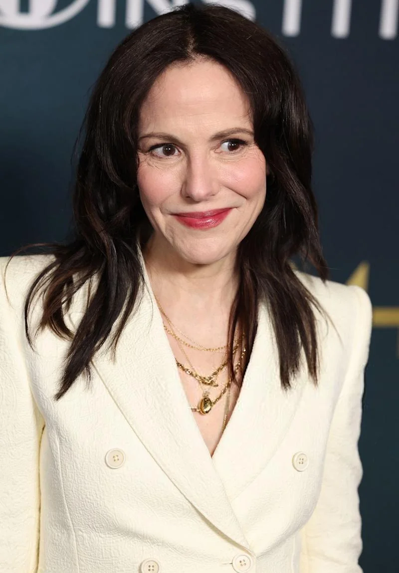 Mary-Louise Parker, 60 picture 1 of 1