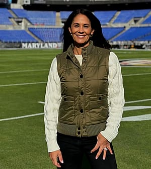 Tracy Wolfson, 49'