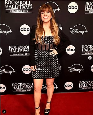 Kelly Clarkson, 42'