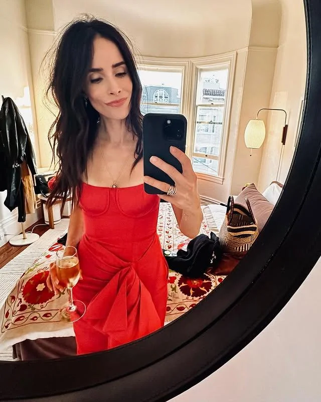 Abigail Spencer, 43 picture 3 of 9