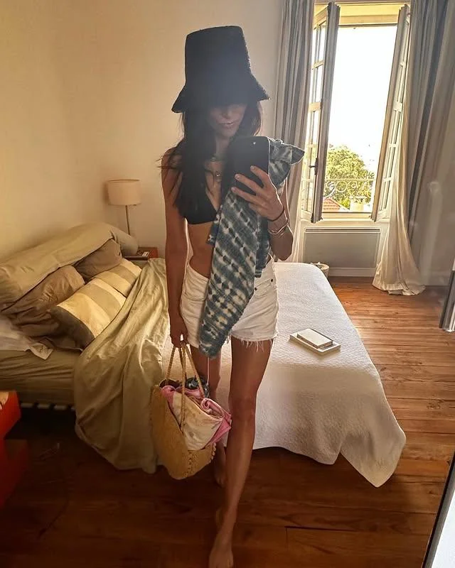 Abigail Spencer, 43 picture 6 of 9
