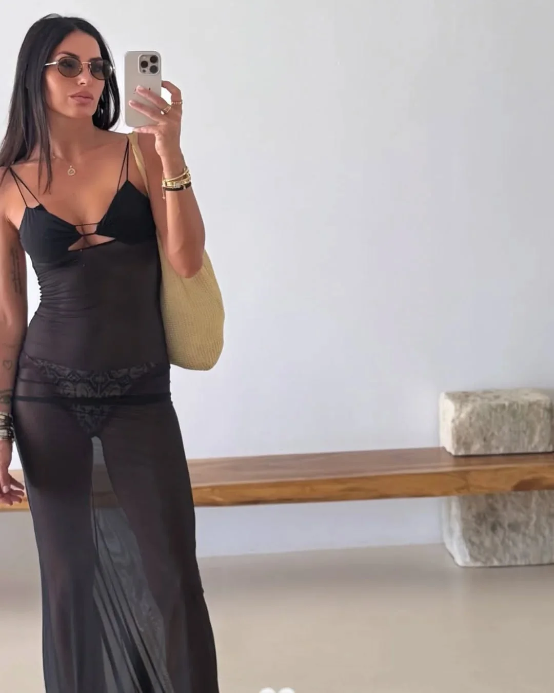 Elisabetta Gregoraci, 45 picture 2 of 7
