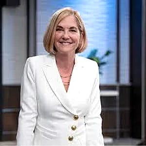 Kassie DePaiva, 63'