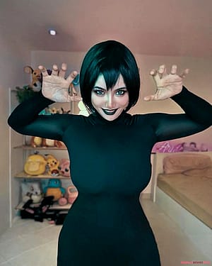 Mavis (Aria) [Hotel Transylvania]