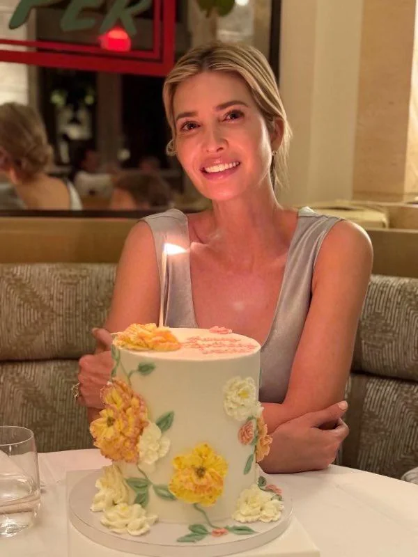 Ivanka Trump, 43 picture 1 of 1