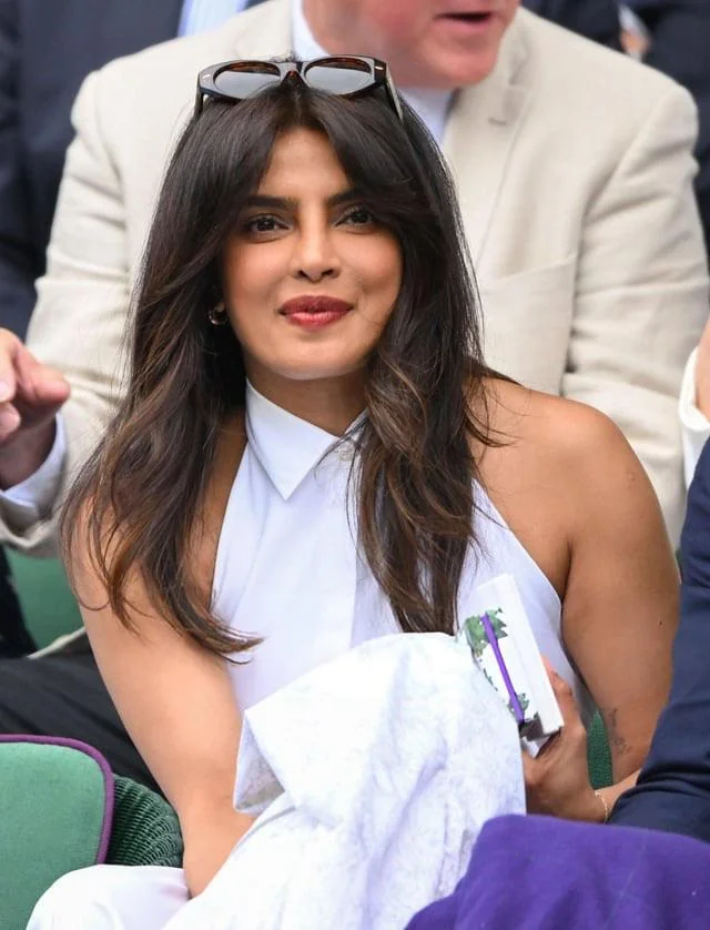 Priyanka Chopra, 42 picture 4 of 4