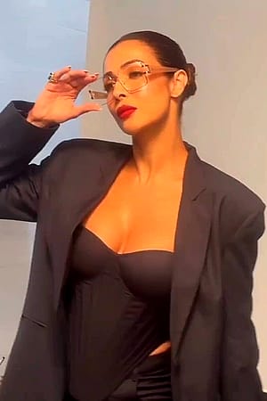 Malaika Arora, 51'