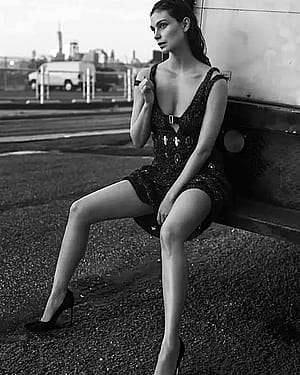 Morena Baccarin, 46'