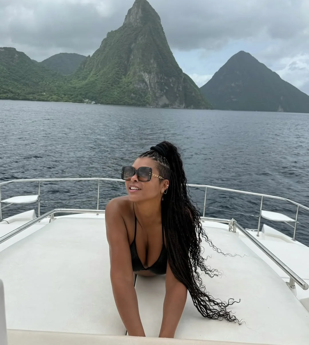 Taraji P Henson, 54 picture 1 of 6