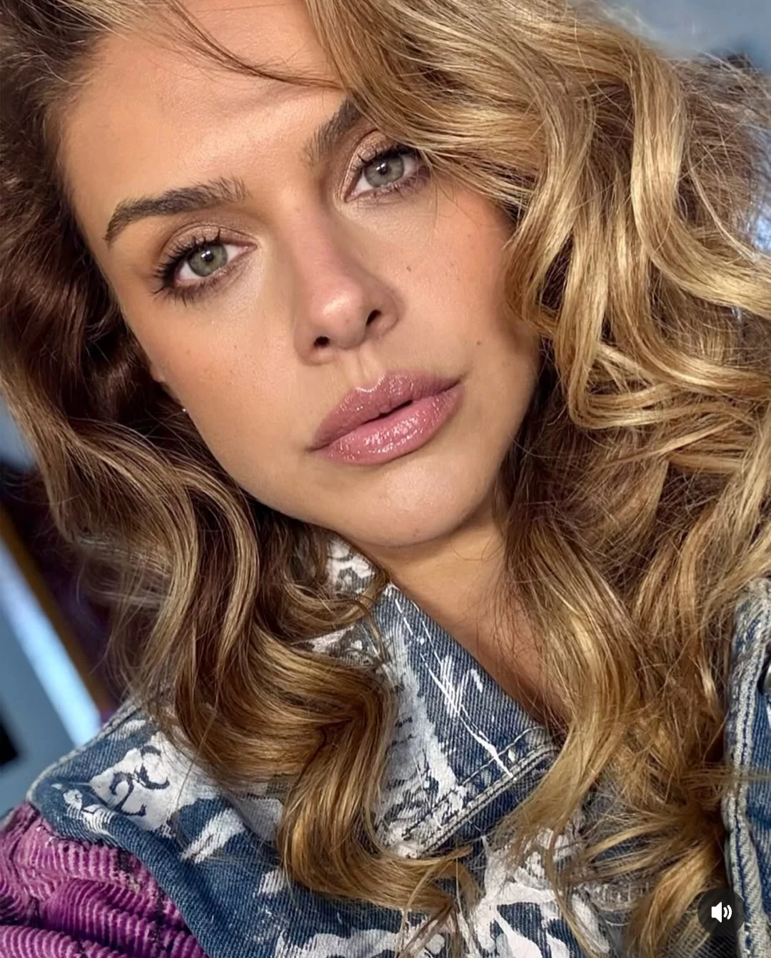 Paloma Bernardi, 40 ( brazilian actress ) picture 2 of 4