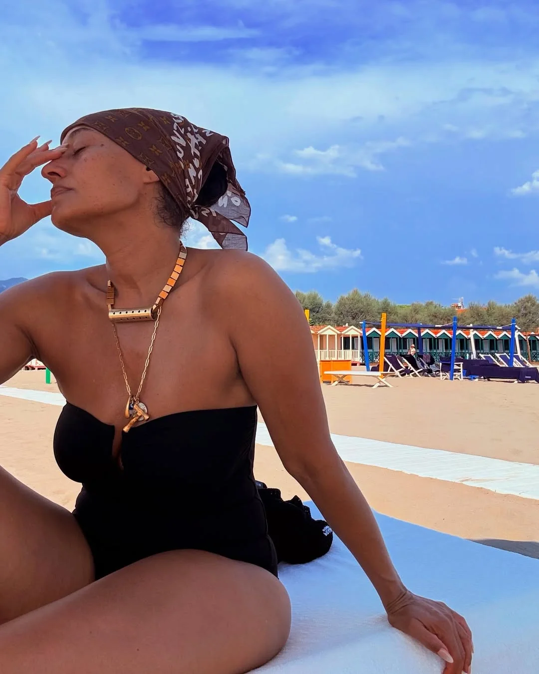 Tracee Ellis Ross, 52 picture 2 of 2