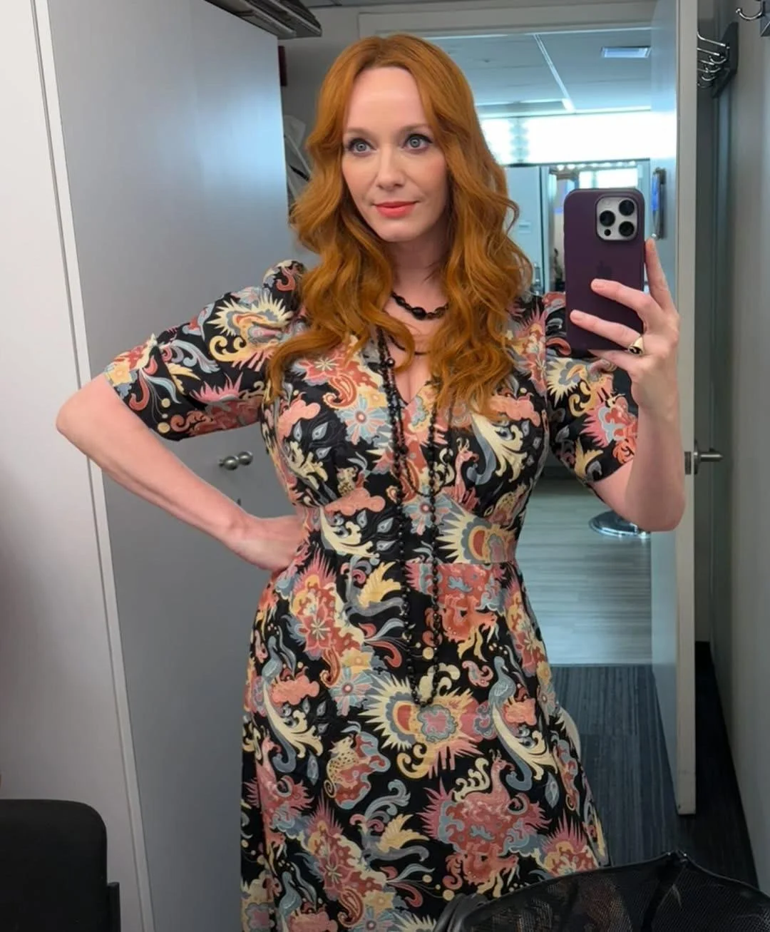 Christina Hendricks, 50 picture 1 of 2