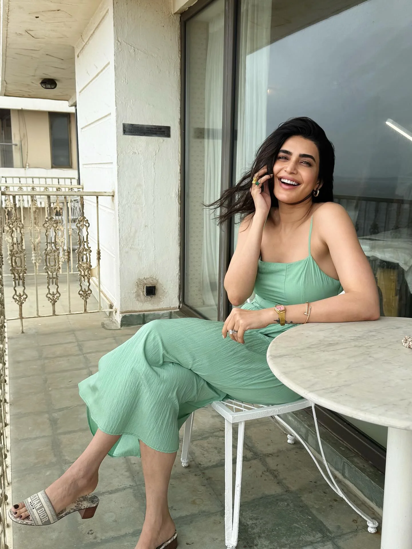 Karishma Tanna, 41 picture 3 of 3